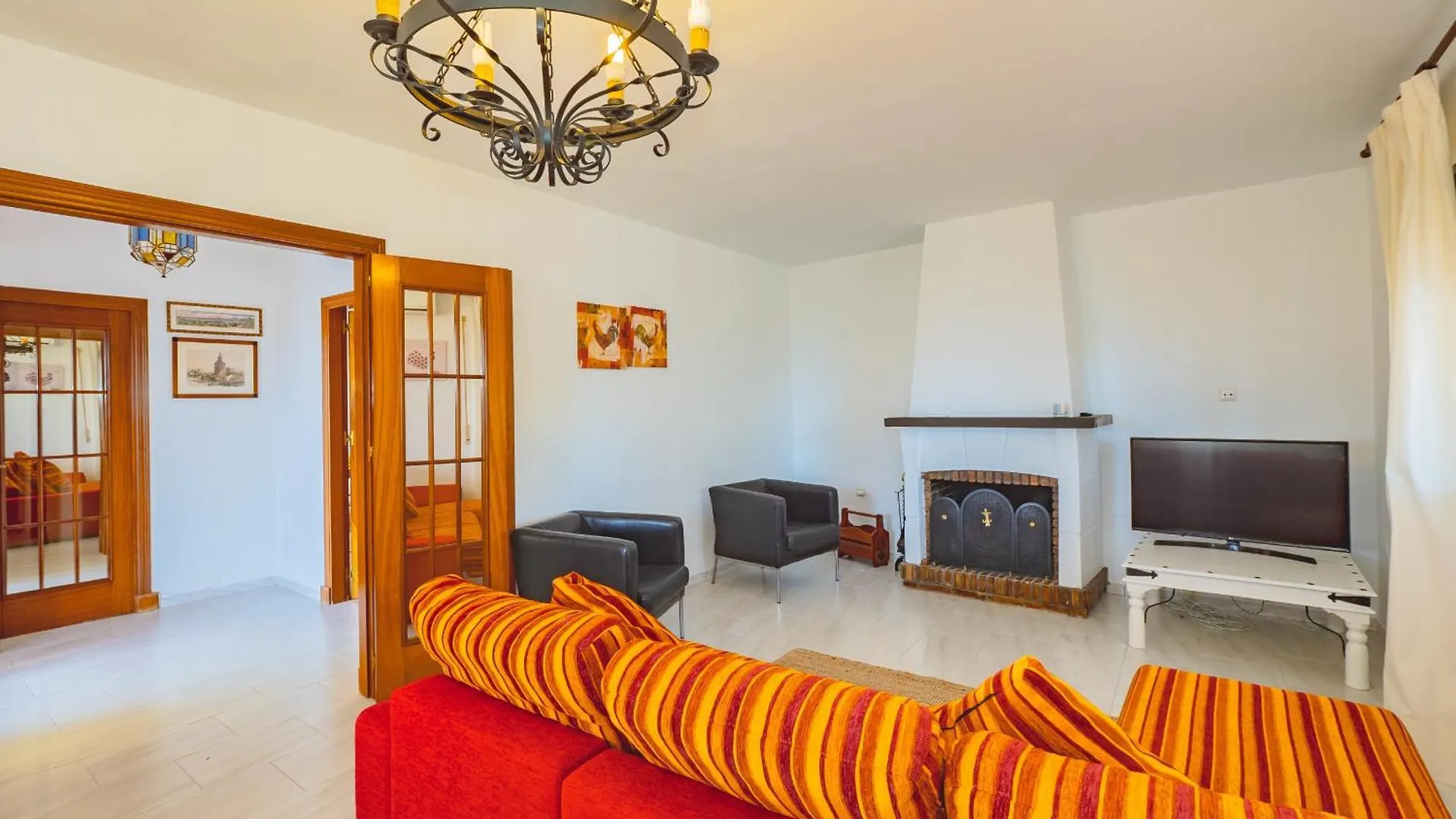 بيت للعطل Cubo'S Pink Townhouse Los Manantiales ألاورين ذي ر تورّي