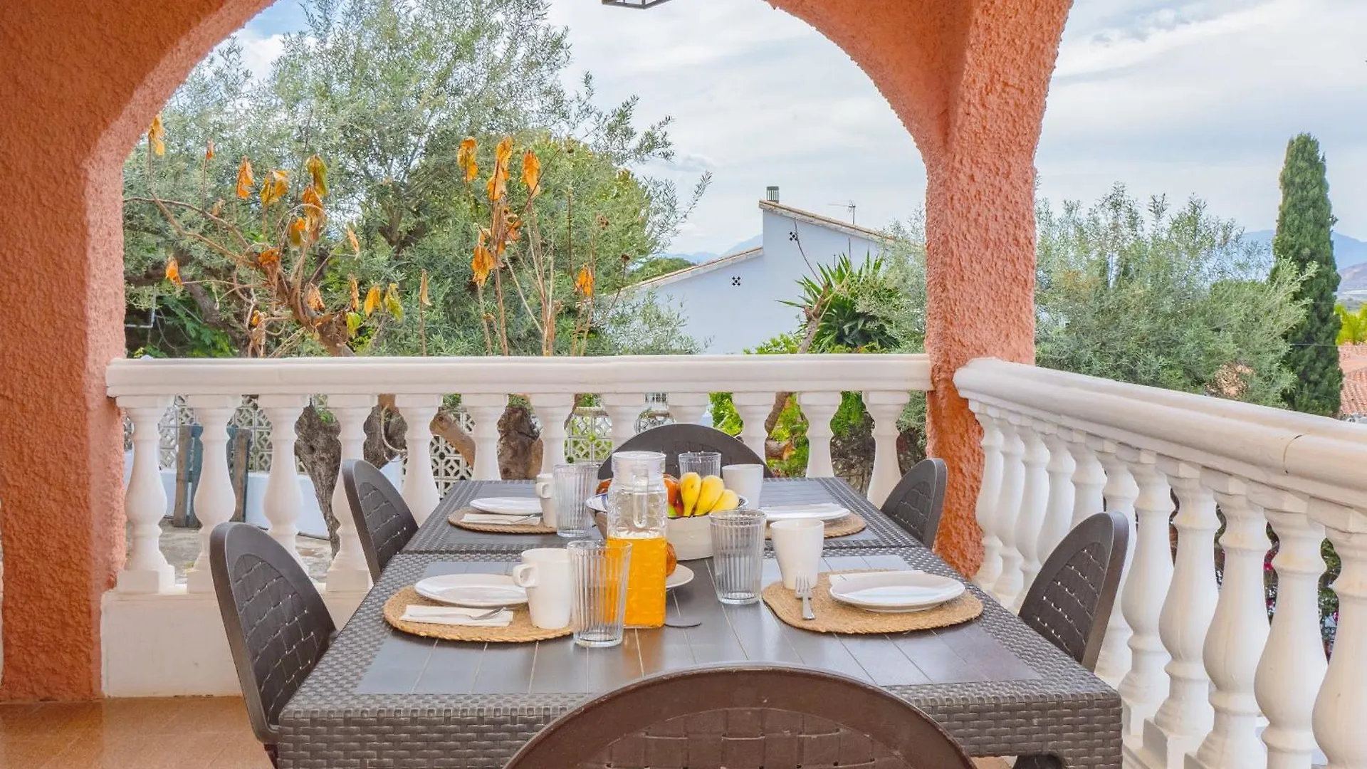 Holiday home Cubo'S Pink Townhouse Los Manantiales Alhaurin de la Torre