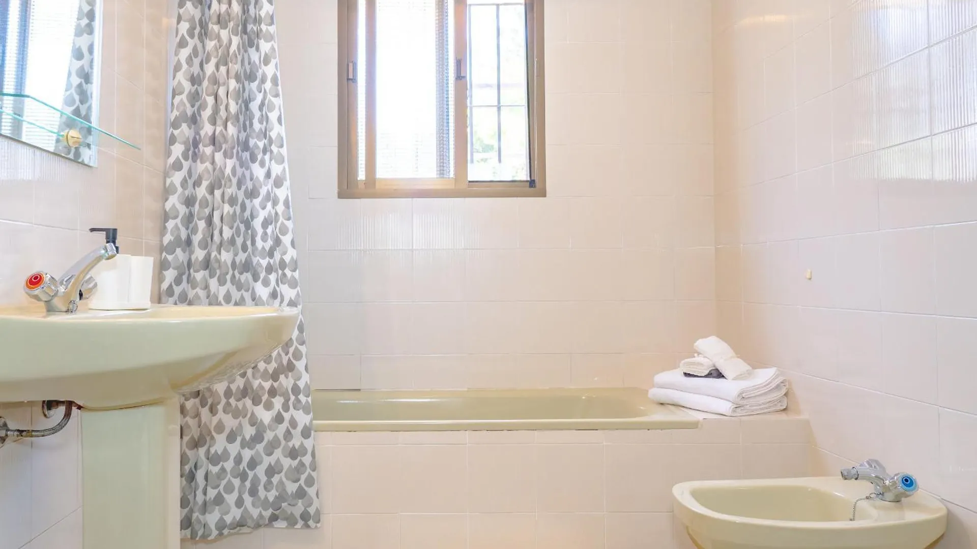Cubo'S Pink Townhouse Los Manantiales Alhaurin de la Torre
