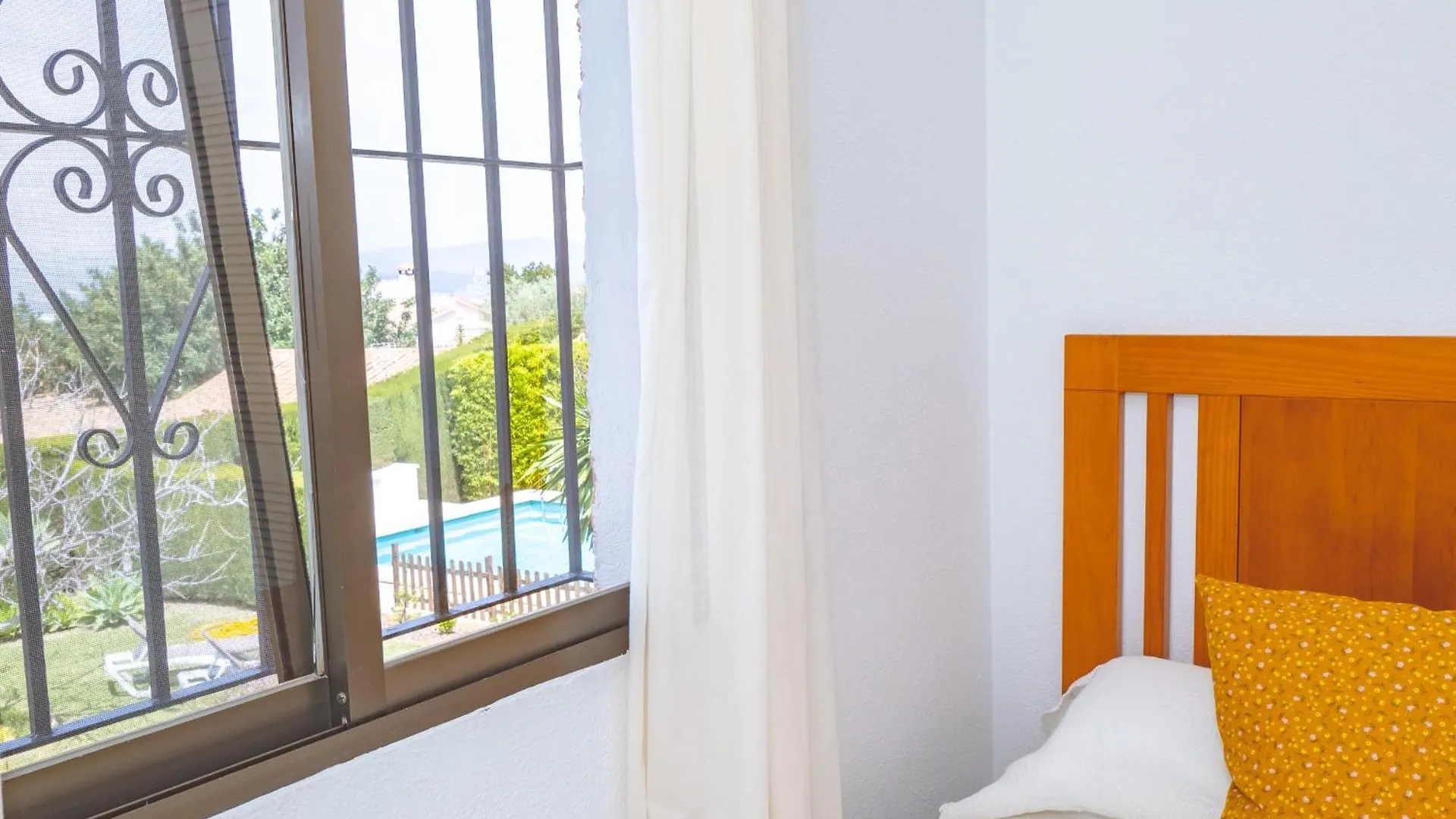 Cubo'S Pink Townhouse Los Manantiales Alhaurin de la Torre Spain