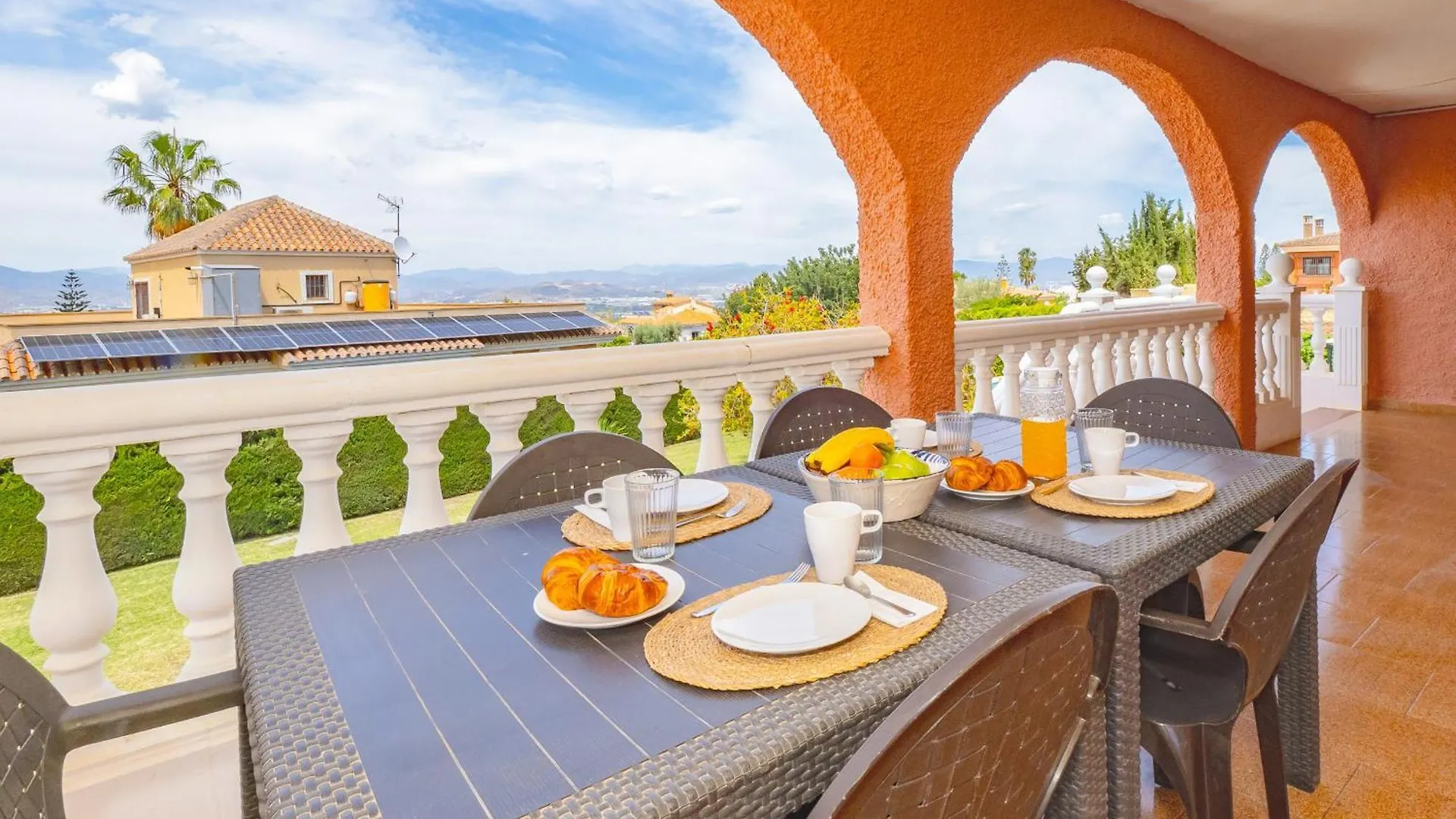 Holiday home Cubo'S Pink Townhouse Los Manantiales Alhaurin de la Torre