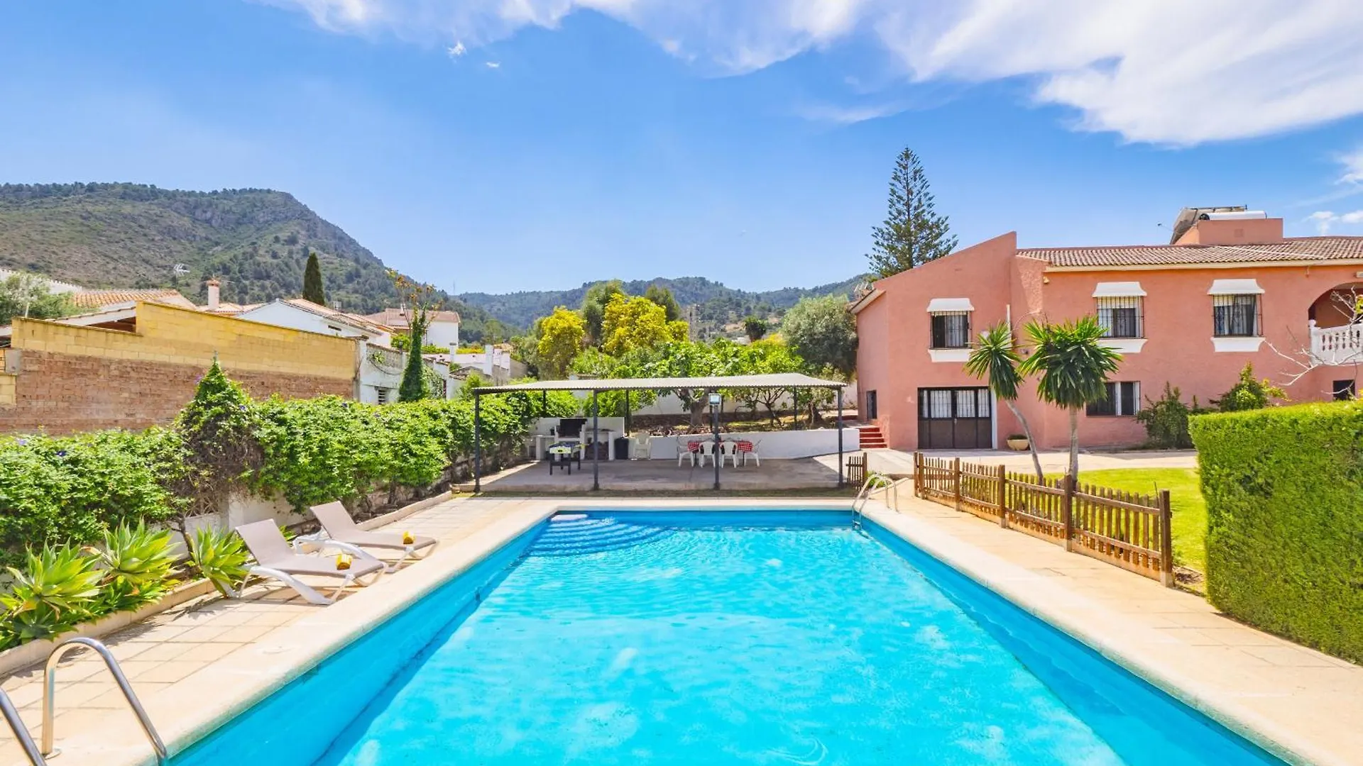 Cubo'S Pink Townhouse Los Manantiales Alhaurin de la Torre