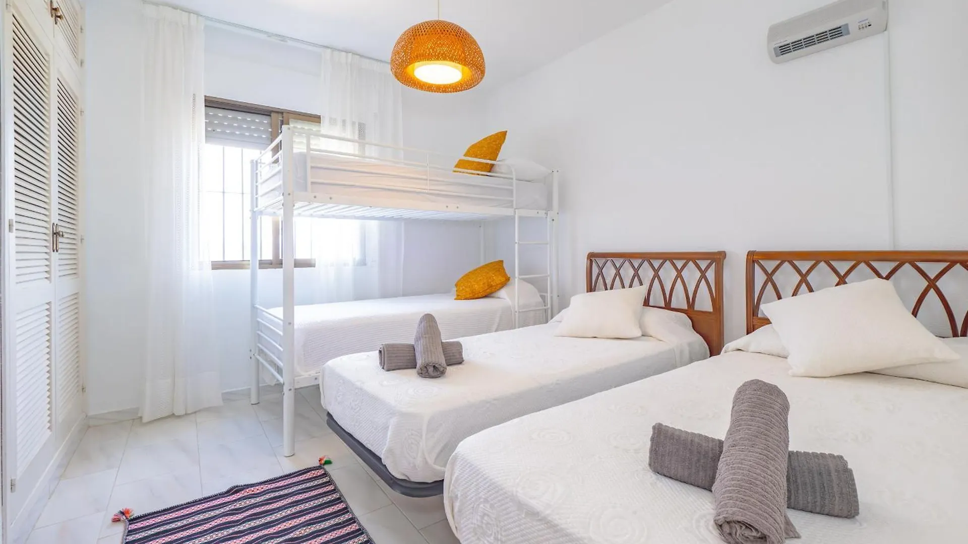 Cubo'S Pink Townhouse Los Manantiales Alhaurin de la Torre Holiday home