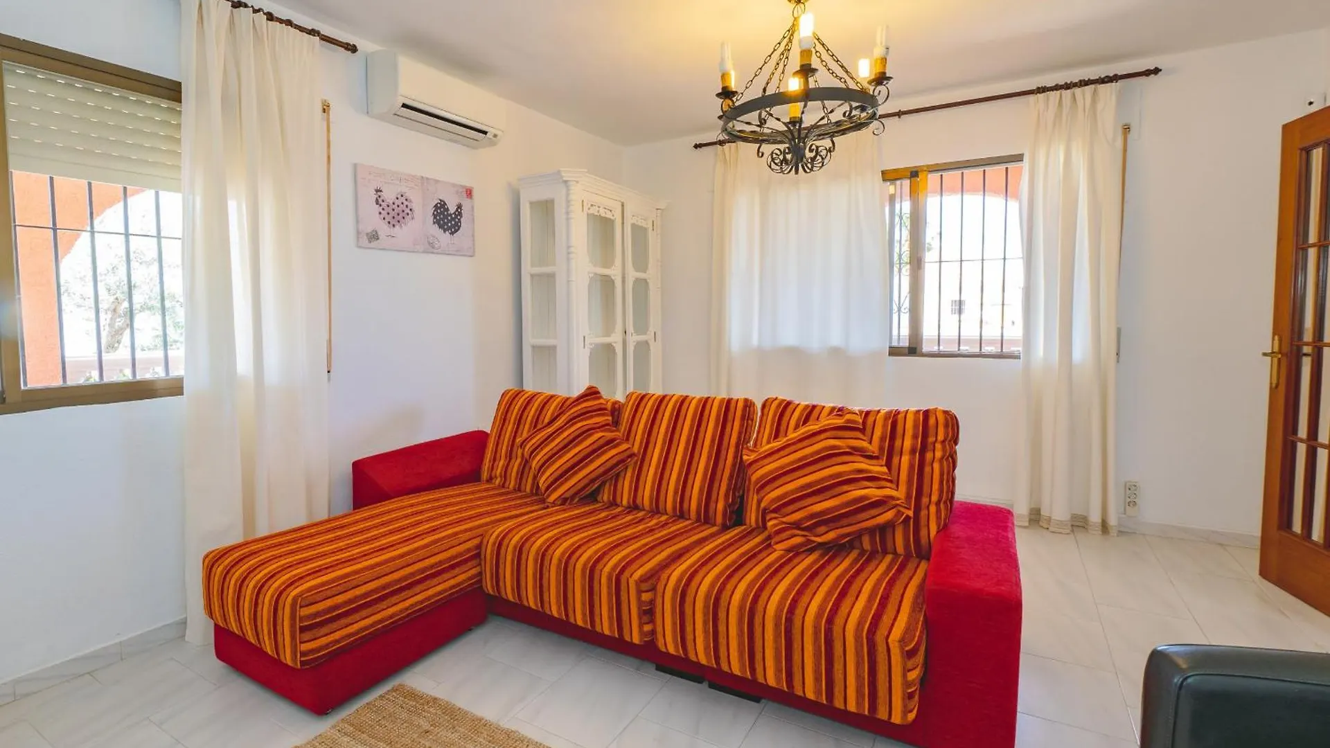 Cubo'S Pink Townhouse Los Manantiales Alhaurin de la Torre 0*,  Spain